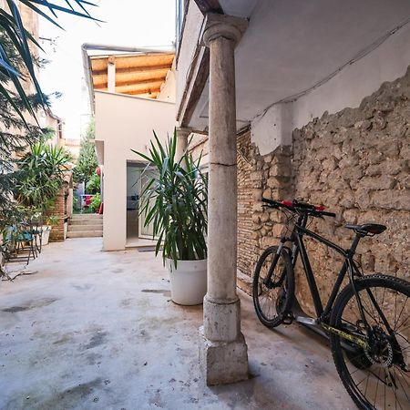 Hidden Apartments In The City Center Zadar Exterior photo