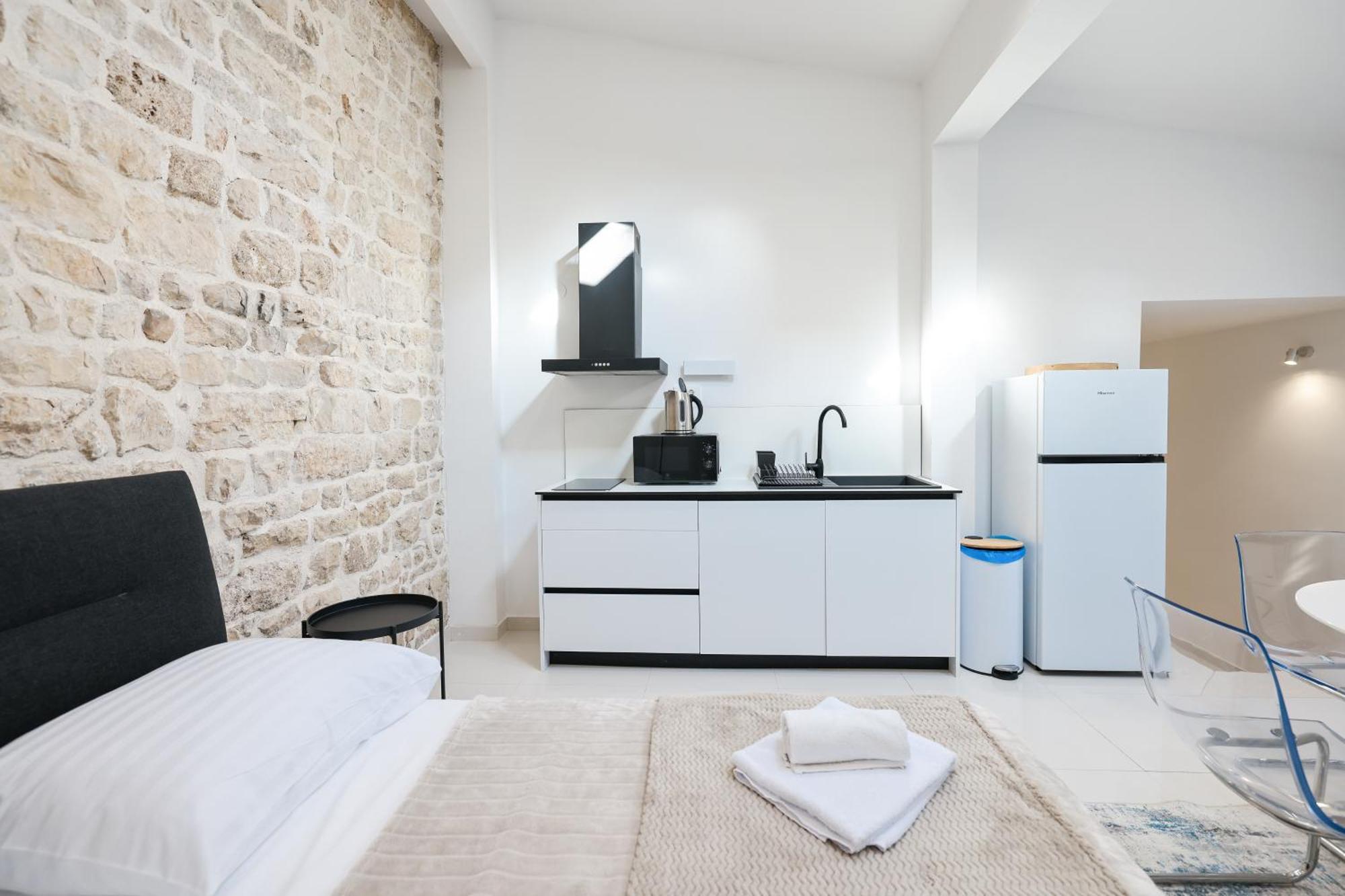 Hidden Apartments In The City Center Zadar Exterior photo