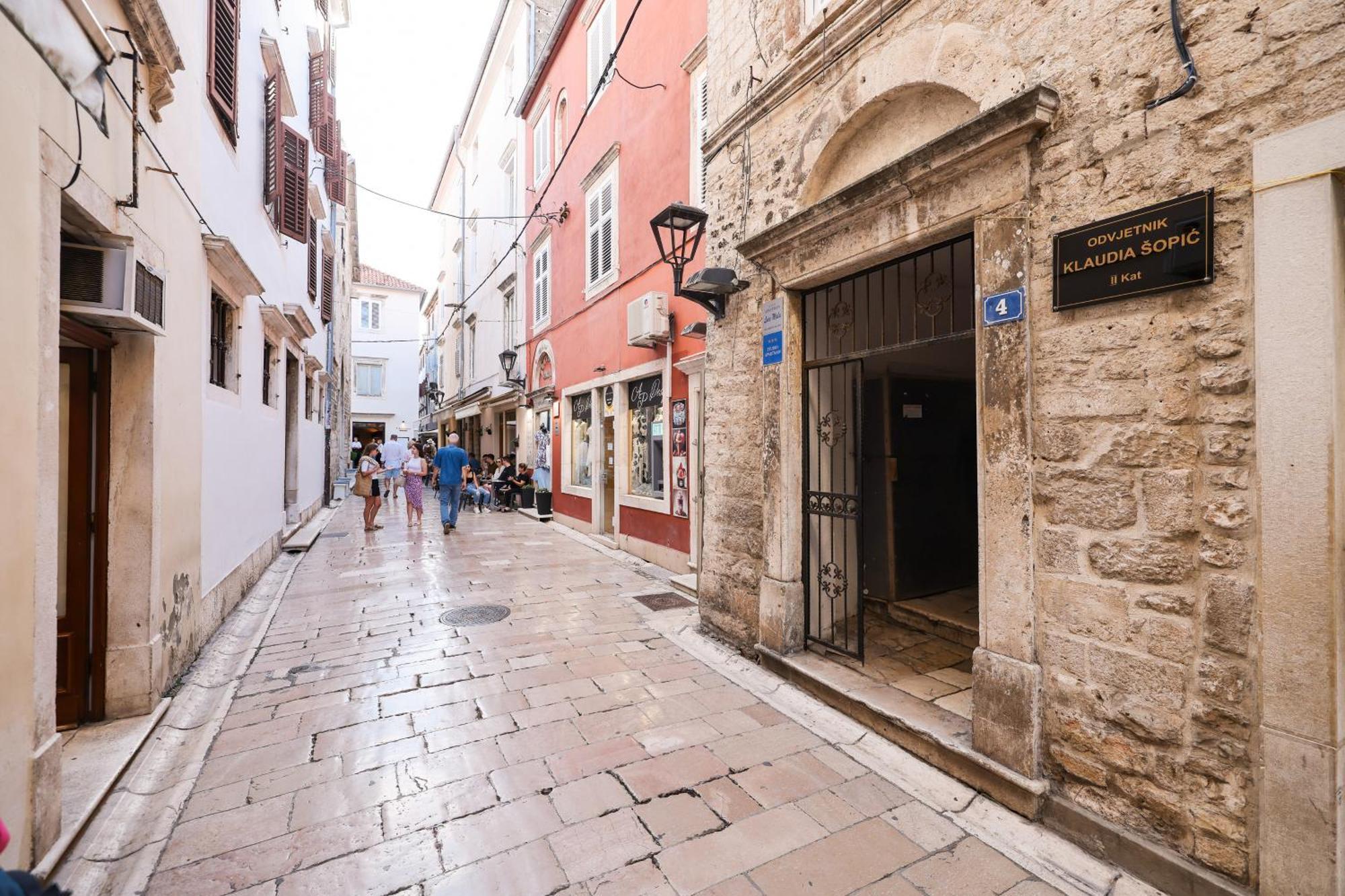 Hidden Apartments In The City Center Zadar Exterior photo